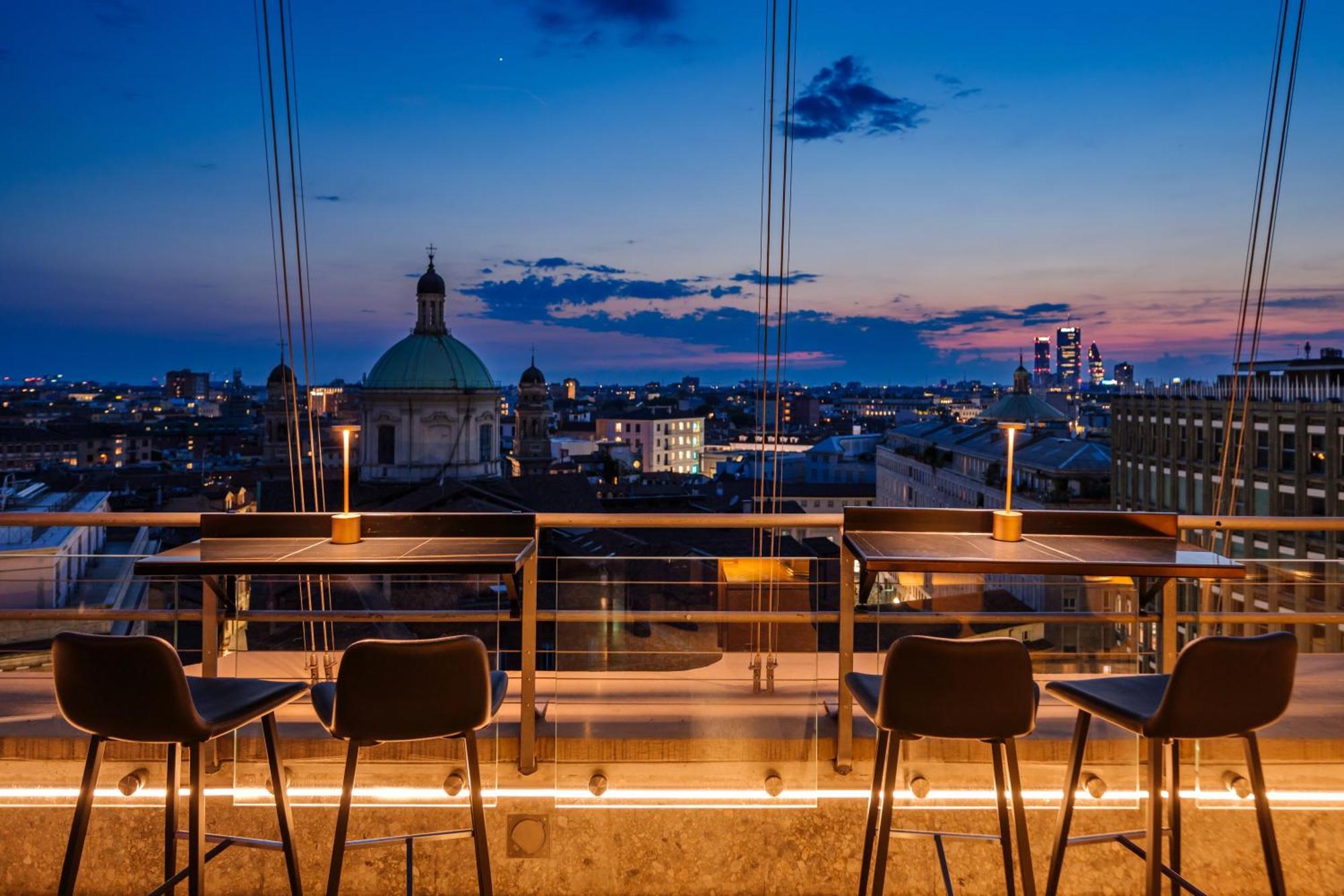 Hotel The Square Milano Duomo Esterno foto