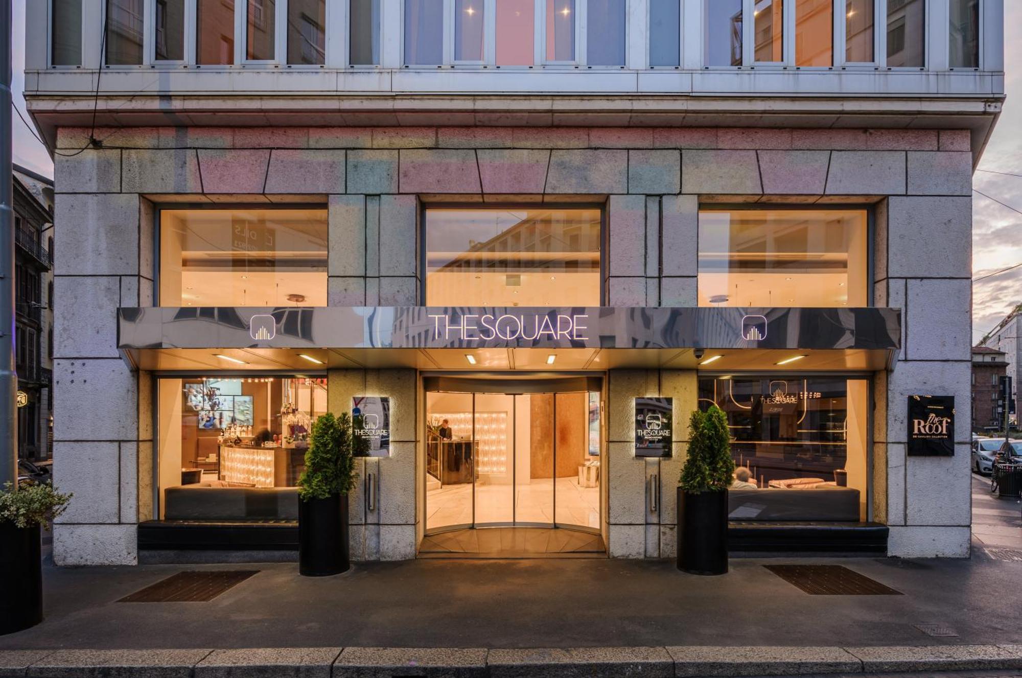 Hotel The Square Milano Duomo Esterno foto