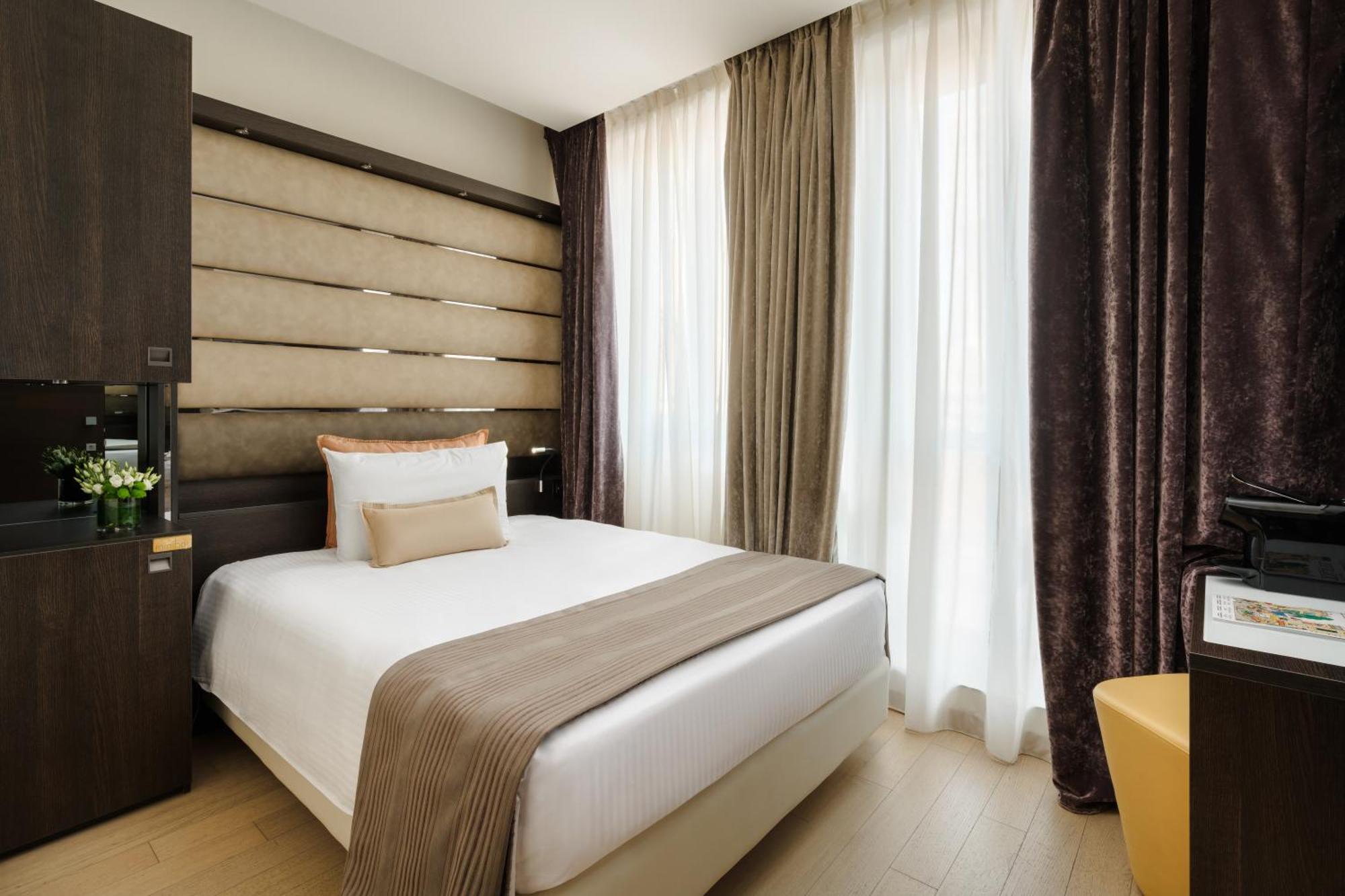 Hotel The Square Milano Duomo Esterno foto
