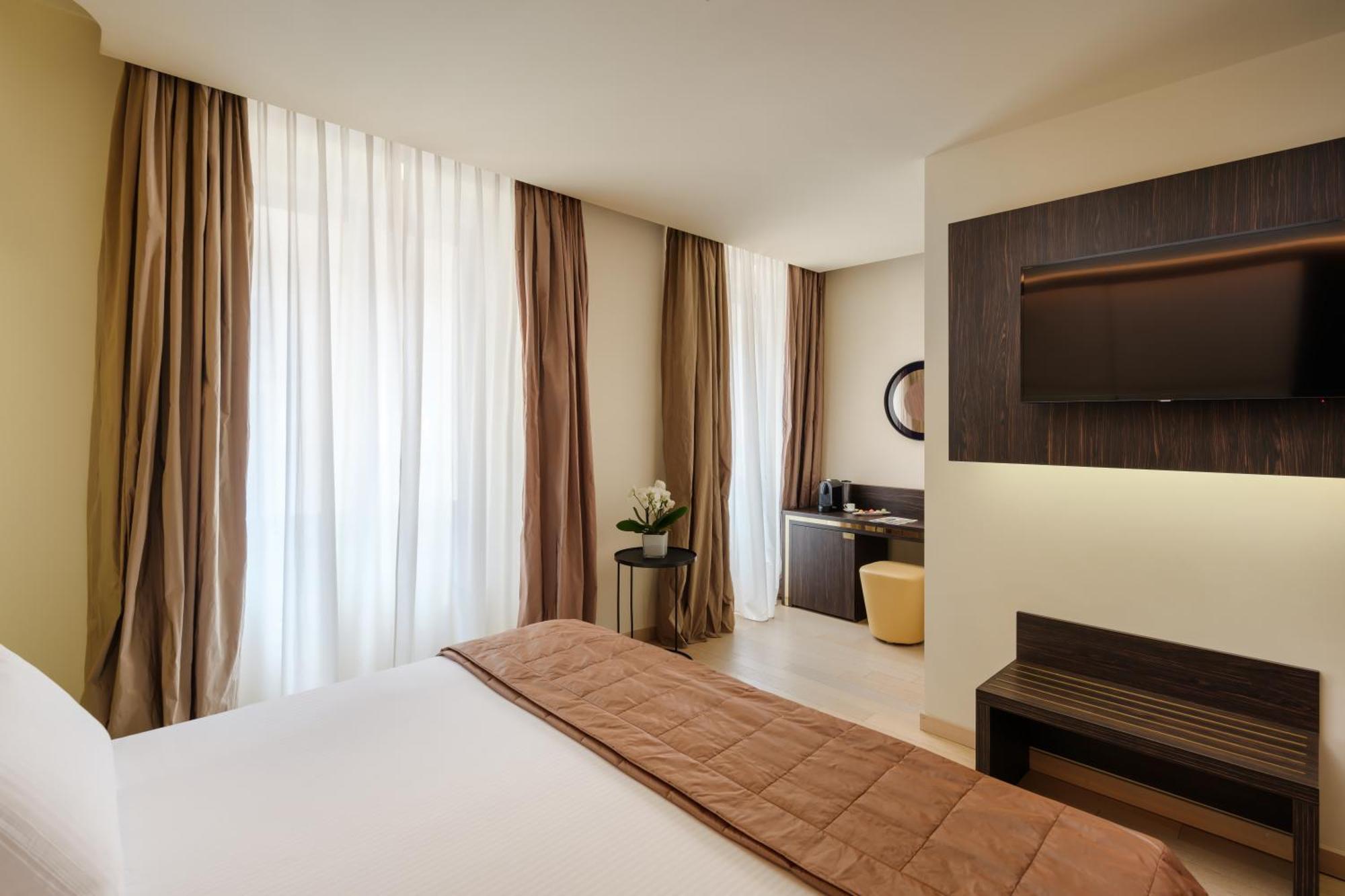 Hotel The Square Milano Duomo Esterno foto