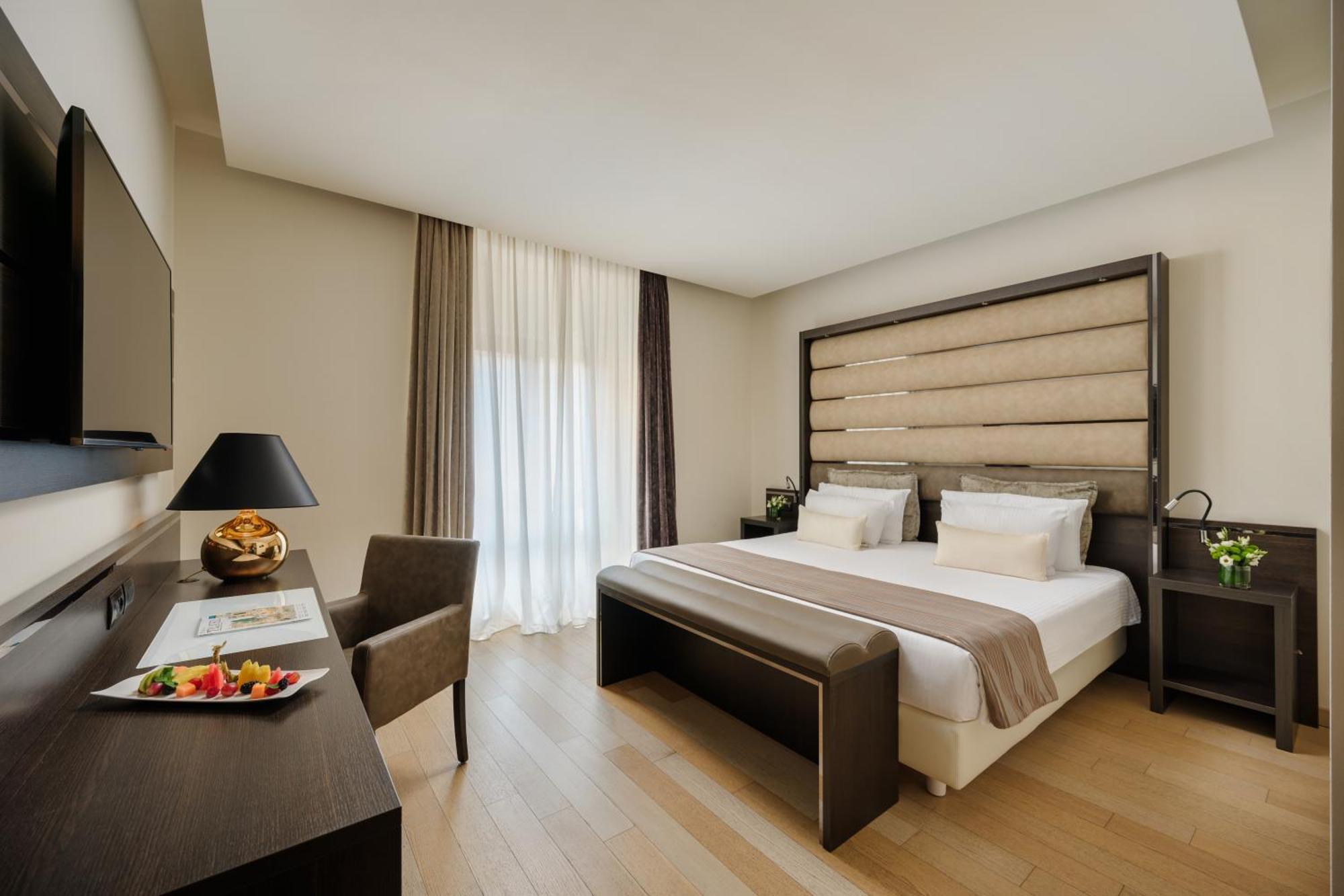 Hotel The Square Milano Duomo Esterno foto