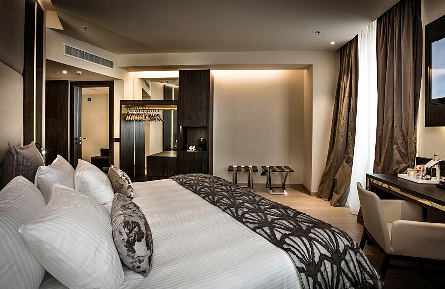 Hotel The Square Milano Duomo Esterno foto