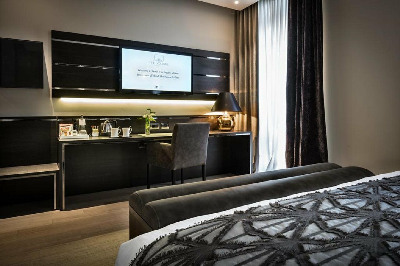 Hotel The Square Milano Duomo Esterno foto